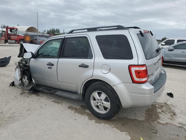 Photo 2 from auction – 2010 FORD ESCAPE XLT with VIN 1FMCU0D77AKA42725