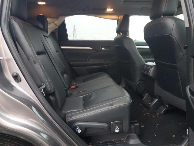 Photo 11 from auction – 2019 TOYOTA HIGHLANDER with VIN 5TDJZRFH9KS589478
