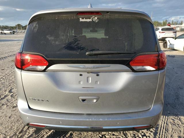 Photo 6 from auction – 2017 CHRYSLER PACIFICA T with VIN 2C4RC1BG1HR552056