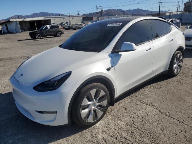 TESLA MODEL Y 2022 with VIN 7SAYGDEE7NF558742 - Photo from auction