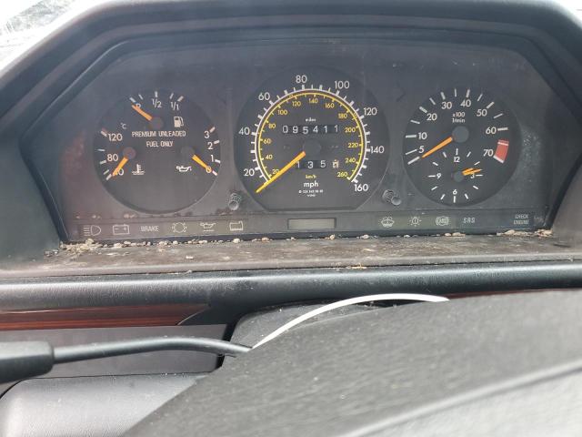 Photo 9 from auction – 1995 MERCEDES-BENZ E 320 BASE with VIN WDBEA32EXSC211428