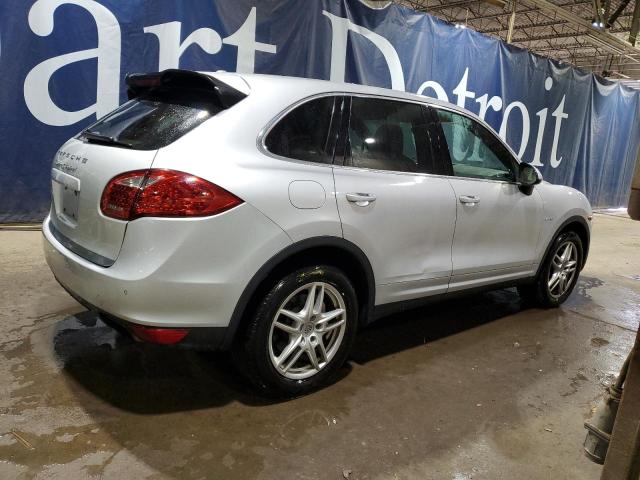 Photo 3 from auction – 2012 PORSCHE CAYENNE S with VIN WP1AE2A25CLA93987