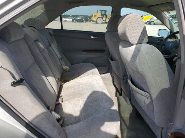 Photo 10 from auction – 2004 TOYOTA CAMRY LE with VIN 4T1BE32K04U795152