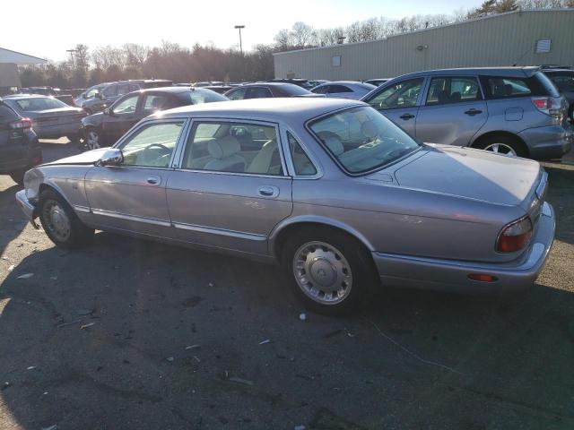 Photo 2 from auction – 2000 JAGUAR VANDENPLAS with VIN SAJDA24C7YLF17289