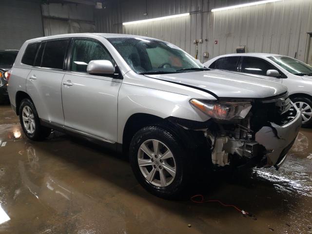 Photo 4 from auction – 2013 TOYOTA HIGHLANDER with VIN 5TDBK3EH2DS239152