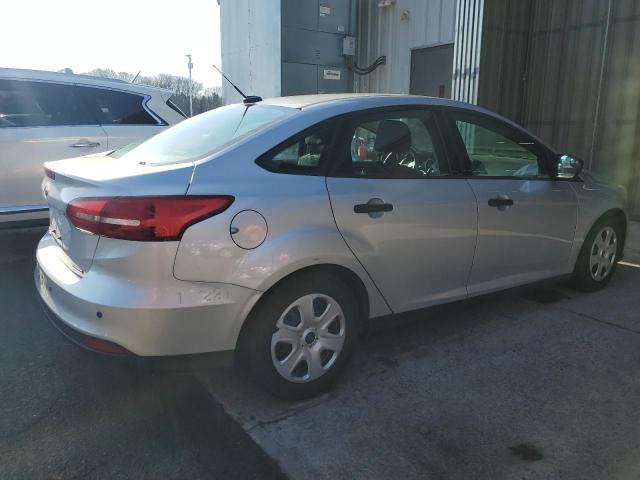 Photo 3 from auction – 2016 FORD FOCUS S with VIN 1FADP3E25GL298679