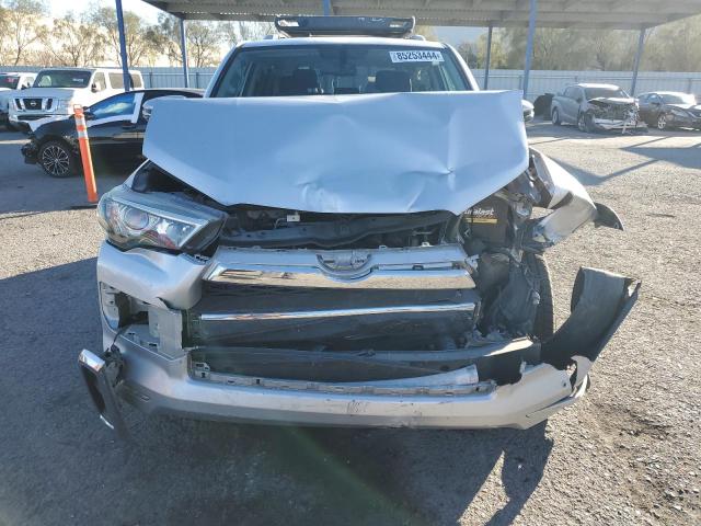 Photo 5 from auction – 2016 TOYOTA 4RUNNER SR with VIN JTEBU5JRXG5374289