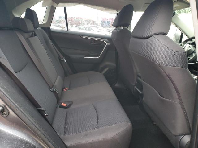 Photo 11 from auction – 2020 TOYOTA RAV4 LE with VIN JTMF1RFV1LD050126