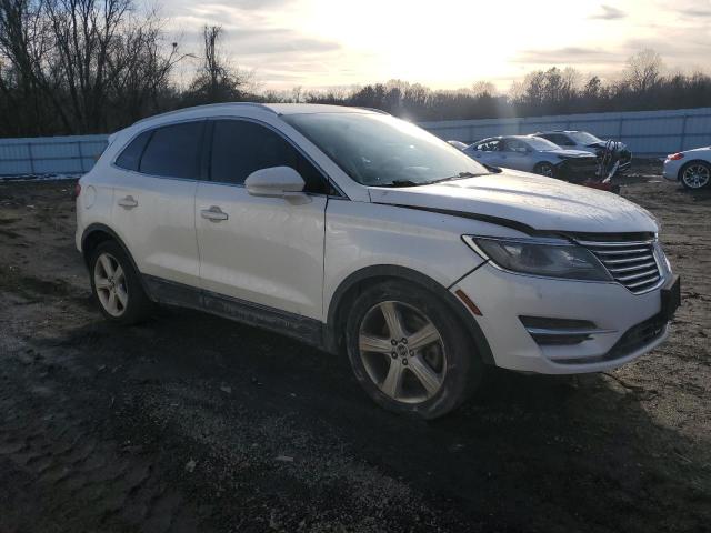 Photo 4 from auction – 2015 LINCOLN MKC with VIN 5LMCJ1A99FUJ05675