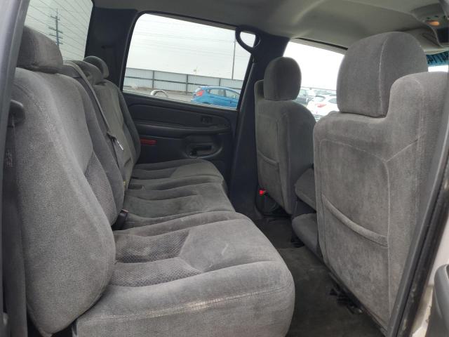 Photo 10 from auction – 2004 CHEVROLET SILVERADO with VIN 2GCEK13T741325752