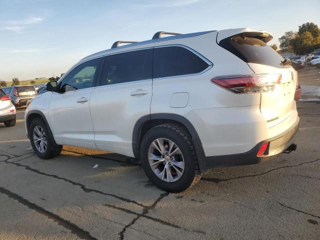 Photo 2 from auction – 2015 TOYOTA HIGHLANDER with VIN 5TDJKRFH0FS089669