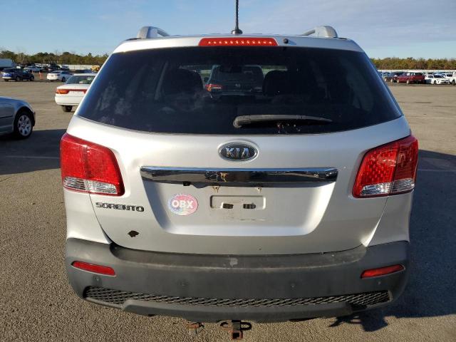 Photo 6 from auction – 2013 KIA SORENTO LX with VIN 5XYKTDA67DG419361