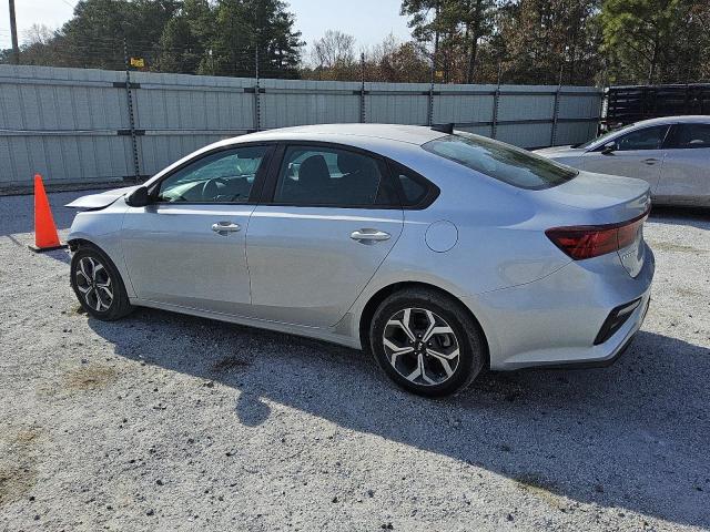 Photo 2 from auction – 2021 KIA FORTE FE with VIN 3KPF24AD9ME331198