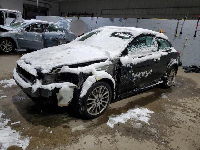VOLVO C30 T5 2011 with VIN YV1672MK4B2207635 - Photo from auction