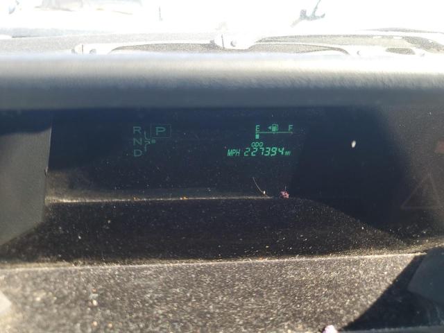 Photo 9 from auction – 2005 TOYOTA PRIUS with VIN JTDKB20U050128800