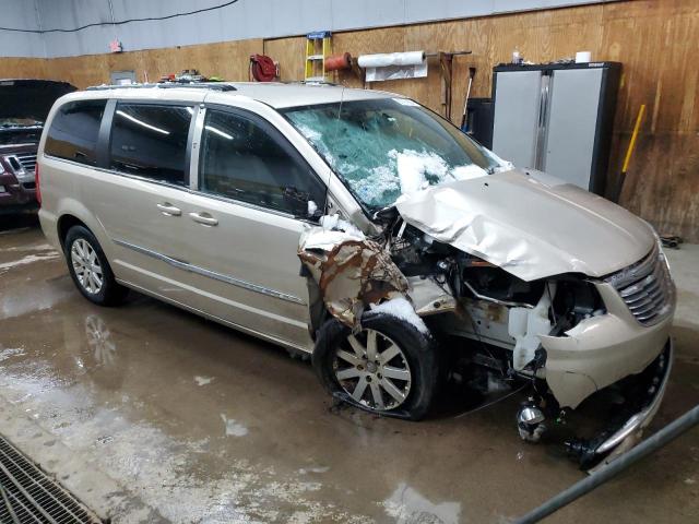 Photo 4 from auction – 2013 CHRYSLER TOWN & COU with VIN 2C4RC1BG7DR569440