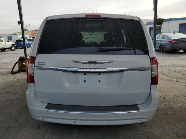 Photo 6 from auction – 2015 CHRYSLER TOWN & COU with VIN 2C4RC1BG9FR554053