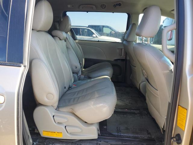 Photo 11 from auction – 2012 TOYOTA SIENNA LE with VIN 5TDKK3DC7CS270854