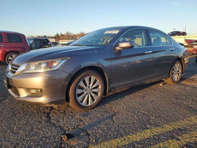 HONDA ACCORD EXL 2015 with VIN 1HGCR3F81FA021588 - Photo from auction