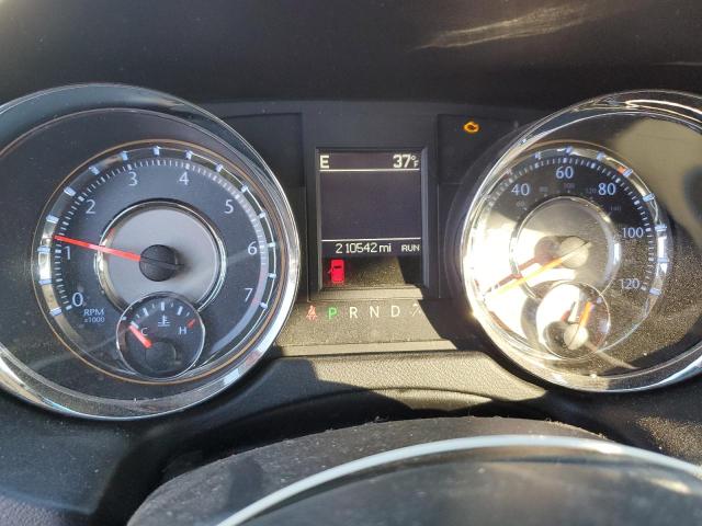 Photo 9 from auction – 2015 CHRYSLER TOWN & COU with VIN 2C4RC1BG5FR545656