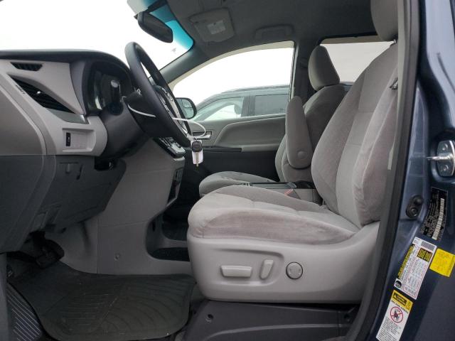 Photo 7 from auction – 2016 TOYOTA SIENNA LE with VIN 5TDKK3DC7GS725420