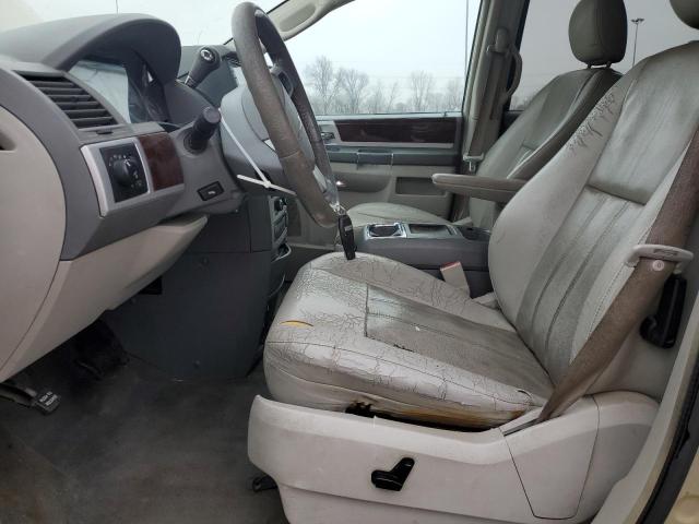 Photo 7 from auction – 2010 CHRYSLER TOWN & COU with VIN 2A4RR5D12AR217659