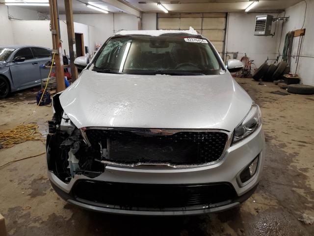 Photo 5 from auction – 2017 KIA SORENTO EX with VIN 5XYPH4A52HG257739