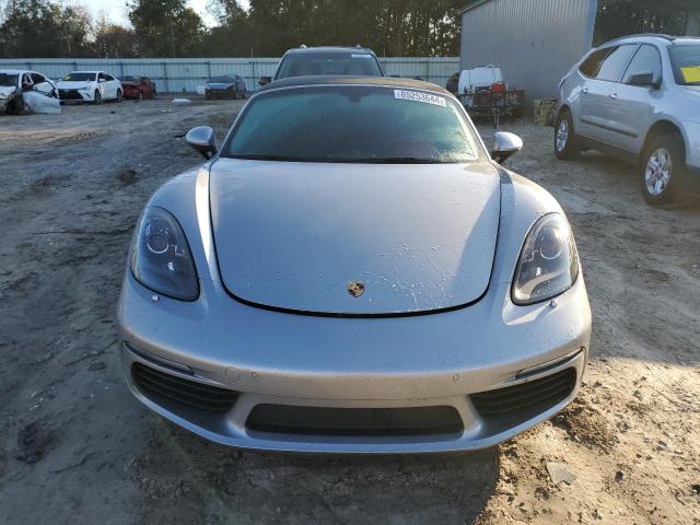 Photo 5 from auction – 2017 PORSCHE BOXSTER S with VIN WP0CB2A80HS240690