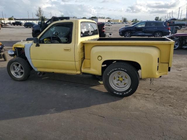 Photo 2 from auction – 1992 TOYOTA PICKUP 1/2 with VIN JT4RN81A9N0098628