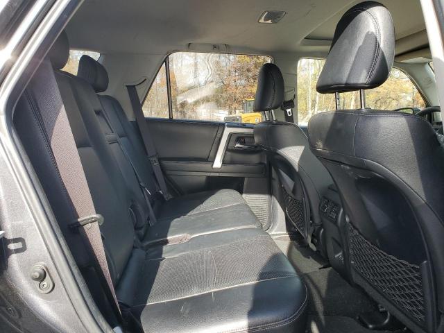 Photo 11 from auction – 2020 TOYOTA 4RUNNER SR with VIN JTEZU5JR3L5228003