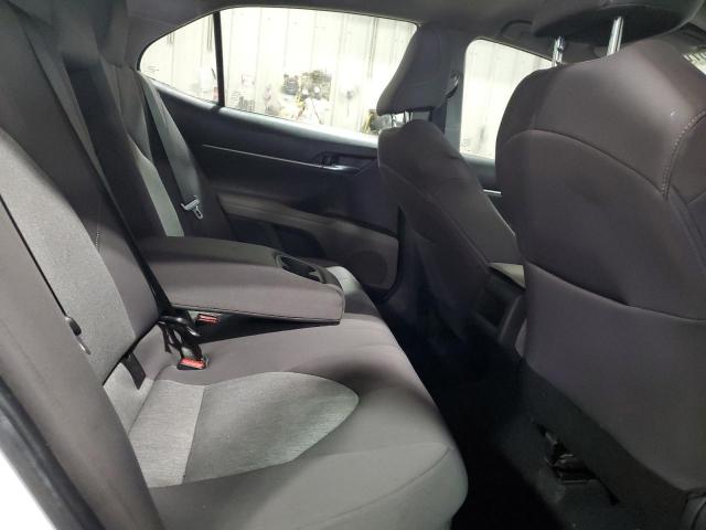 Photo 10 from auction – 2022 TOYOTA CAMRY LE with VIN 4T1C31AK2NU583029