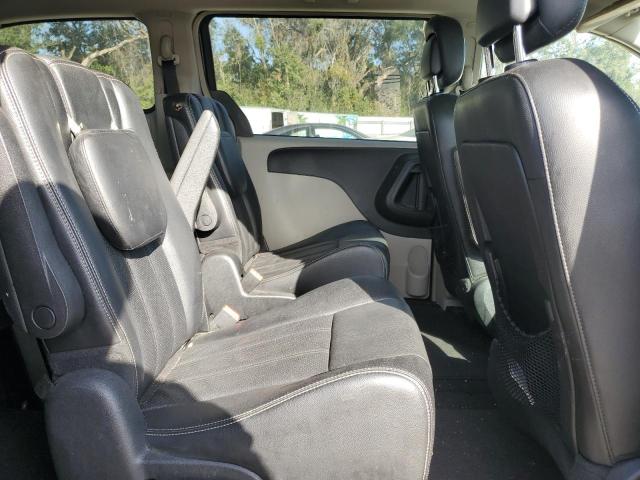 Photo 11 from auction – 2012 CHRYSLER TOWN & COU with VIN 2C4RC1BG0CR305068