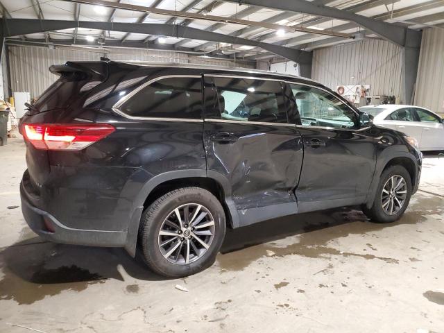 Photo 3 from auction – 2019 TOYOTA HIGHLANDER with VIN 5TDJZRFH3KS598547