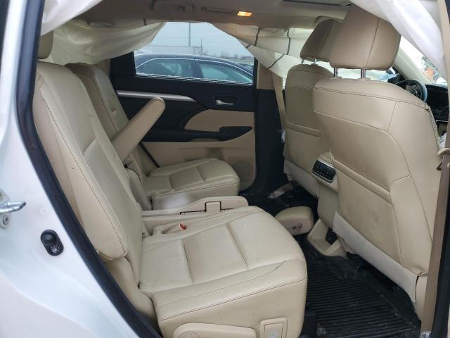 Photo 10 from auction – 2018 TOYOTA HIGHLANDER with VIN 5TDJZRFH7JS801793