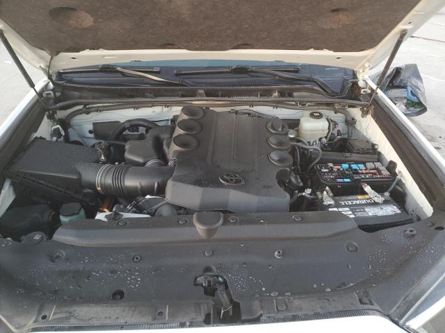 Photo 12 from auction – 2021 TOYOTA 4RUNNER SR with VIN JTENU5JR7M5877853