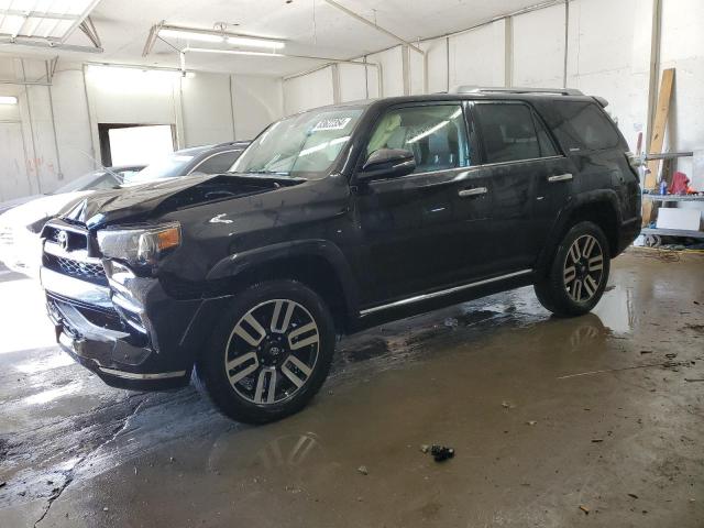 TOYOTA 4RUNNER SR 2019 with VIN JTEBU5JR6K5669544 - Photo from auction