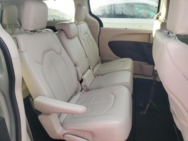 Photo 11 from auction – 2017 CHRYSLER PACIFICA T with VIN 2C4RC1BG4HR553590