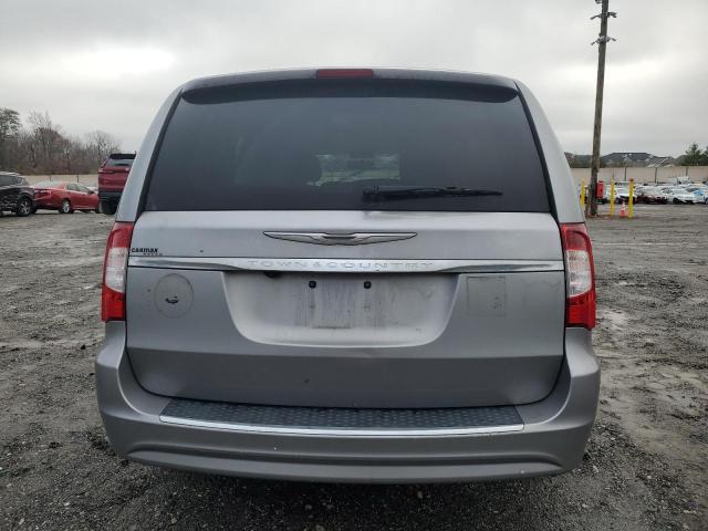 Photo 6 from auction – 2016 CHRYSLER TOWN & COU with VIN 2C4RC1BG4GR190268