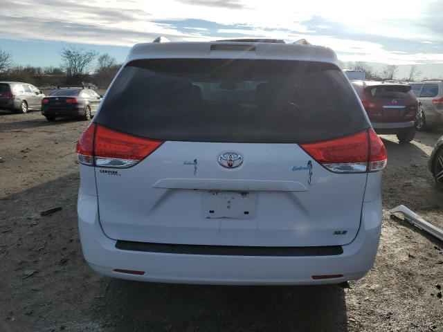 Photo 6 from auction – 2014 TOYOTA SIENNA XLE with VIN 5TDYK3DC7ES456262