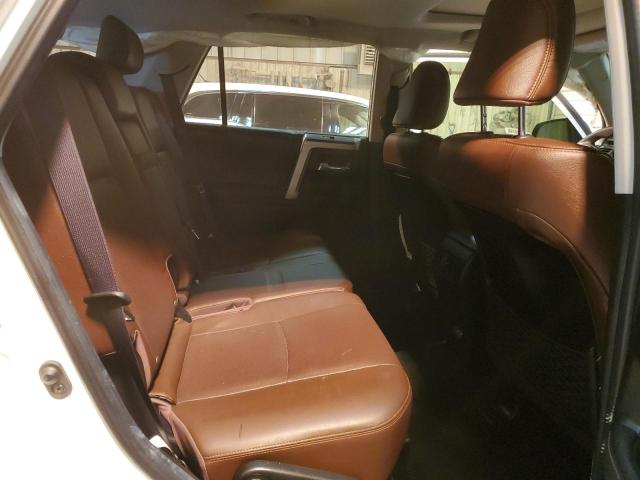 Photo 11 from auction – 2020 TOYOTA 4RUNNER SR with VIN JTEBU5JRXL5836389