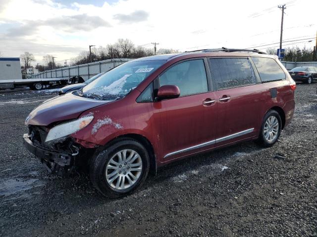 TOYOTA SIENNA XLE 2016 with VIN 5TDYK3DC1GS706355 - Photo from auction