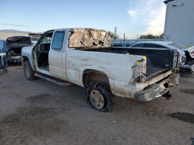 Photo 2 from auction – 2003 CHEVROLET SILVERADO with VIN 1GCHK29153E314268