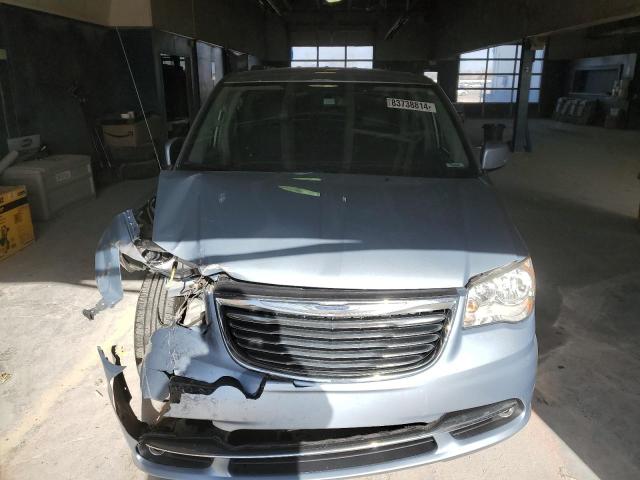 Photo 5 from auction – 2016 CHRYSLER TOWN & COU with VIN 2C4RC1BG9GR240033