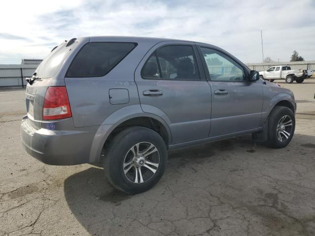Photo 3 from auction – 2003 KIA SORENTO EX with VIN KNDJD733235121515