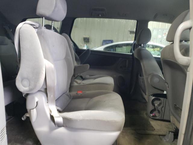 Photo 11 from auction – 2005 TOYOTA SIENNA CE with VIN 5TDZA23C85S362958