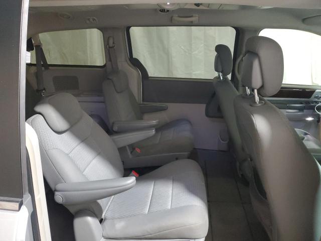 Photo 11 from auction – 2010 CHRYSLER TOWN & COU with VIN 2A4RR5D11AR428741