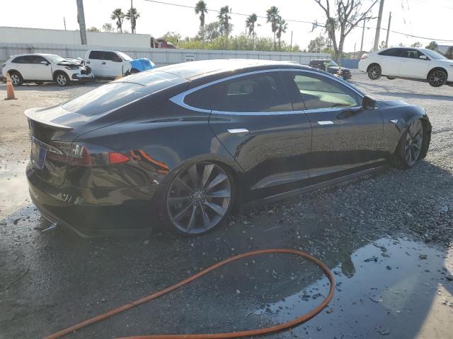 Photo 3 from auction – 2013 TESLA MODEL S with VIN 5YJSA1DP7DFP14136