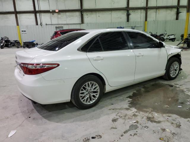 Photo 3 from auction – 2017 TOYOTA CAMRY LE with VIN 4T1BF1FKXHU647611