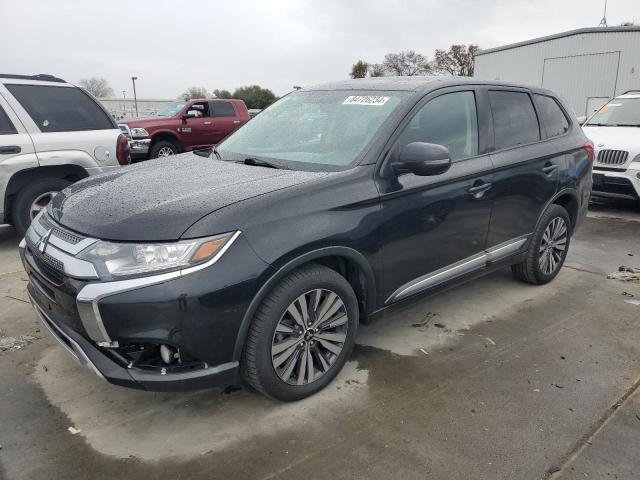 MITSUBISHI OUTLANDER 2019 with VIN JA4AZ3A3XKZ033293 - Photo from auction