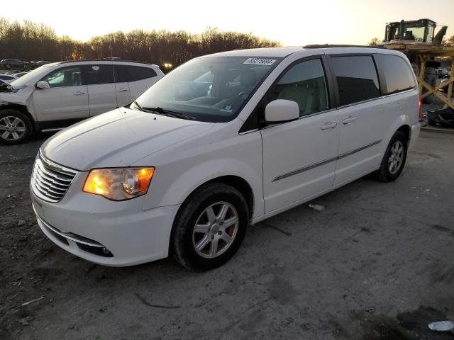 CHRYSLER TOWN & COU 2013 with VIN 2C4RC1BG5DR529390 - Photo from auction